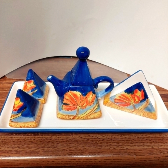 Vintage 90s Hi-Lux Japan Hand-painted Triangular Floral Teapot & Accessories - Picture 1 of 16